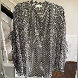 Max Studio Patterned Blouse with Ruffled sleeves and back.